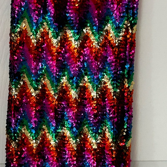 Sequin Rainbow Dress (elastic) - Picture 9 of 12